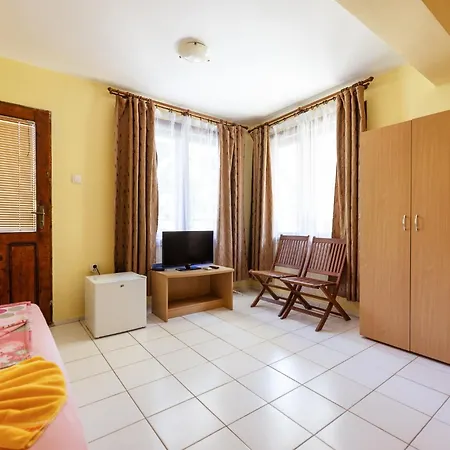 Paradise * Csernomorec