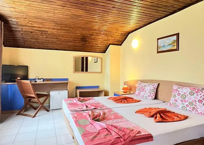 Paradise Черноморец