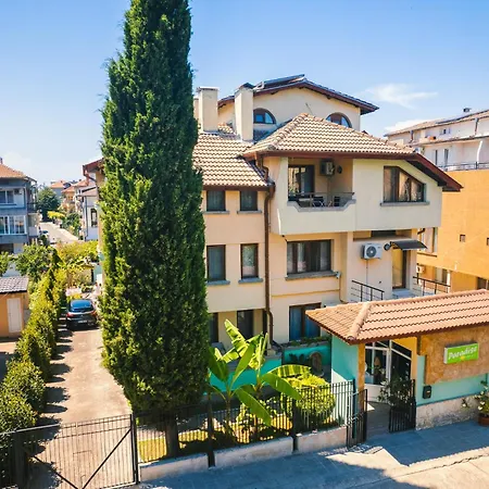 Paradise * Csernomorec